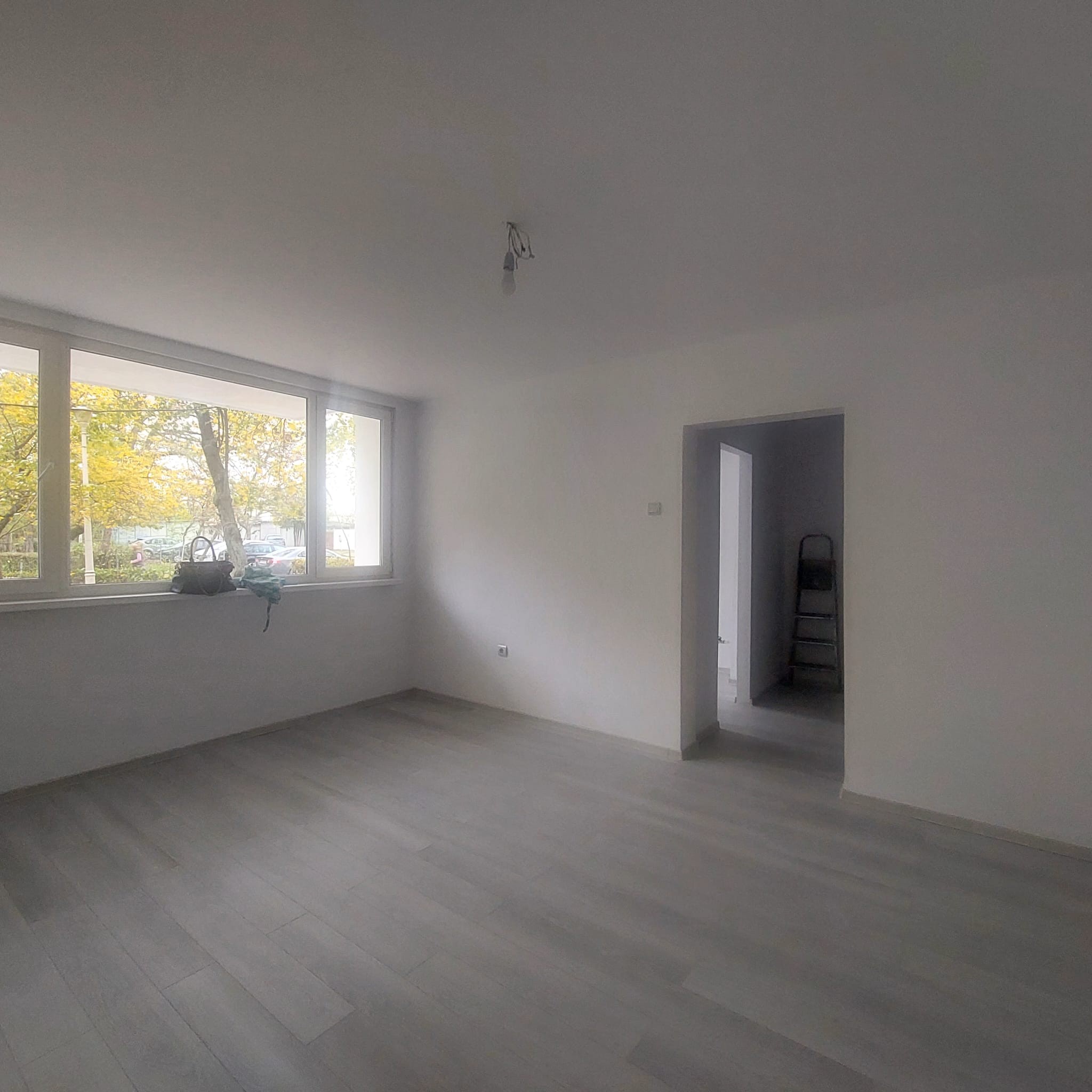 Apartament 2 camere parter renovat